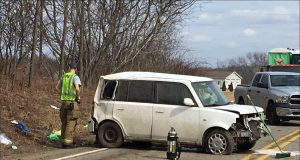 Single-Vehicle Wreck Sends 1 To Hospital